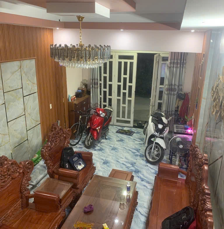 z7157553105839_1faf9fdeef6303ce2387378e84f4d9b5