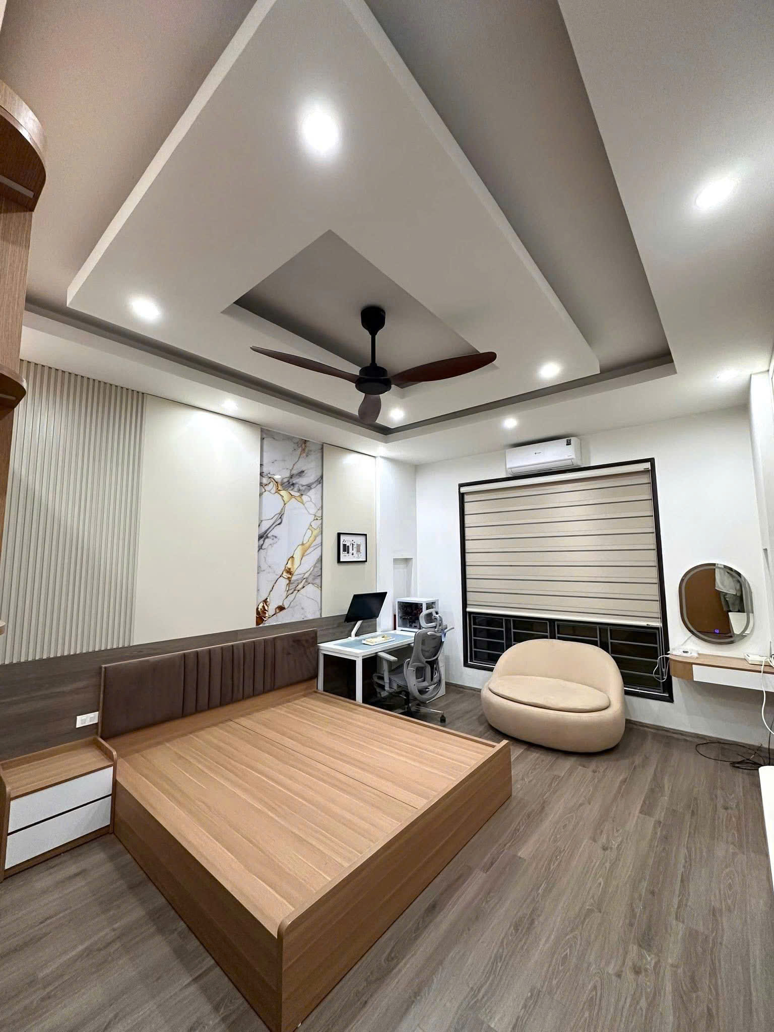 z7159338233617_a25c7adfffb1050eff63a87ac96d1445