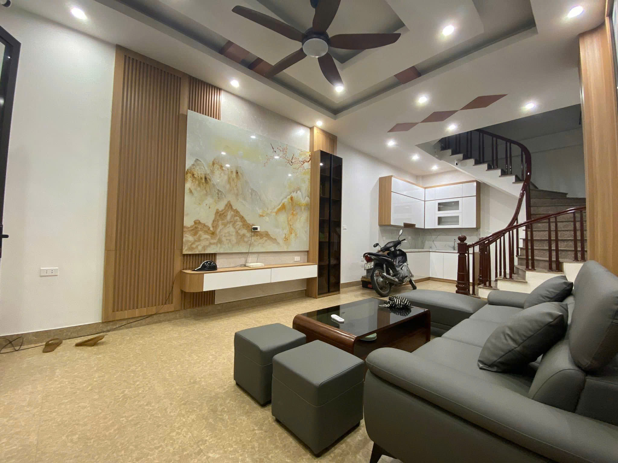 z7159338250462_0c1cc128d38f2f61850c964b40c342b1