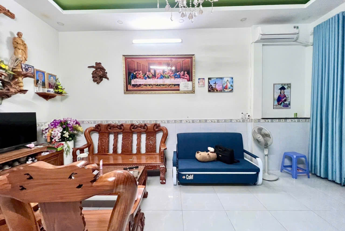 z7159877689568_10869feb4e5cf9371ea0c6fc7ac25b9c