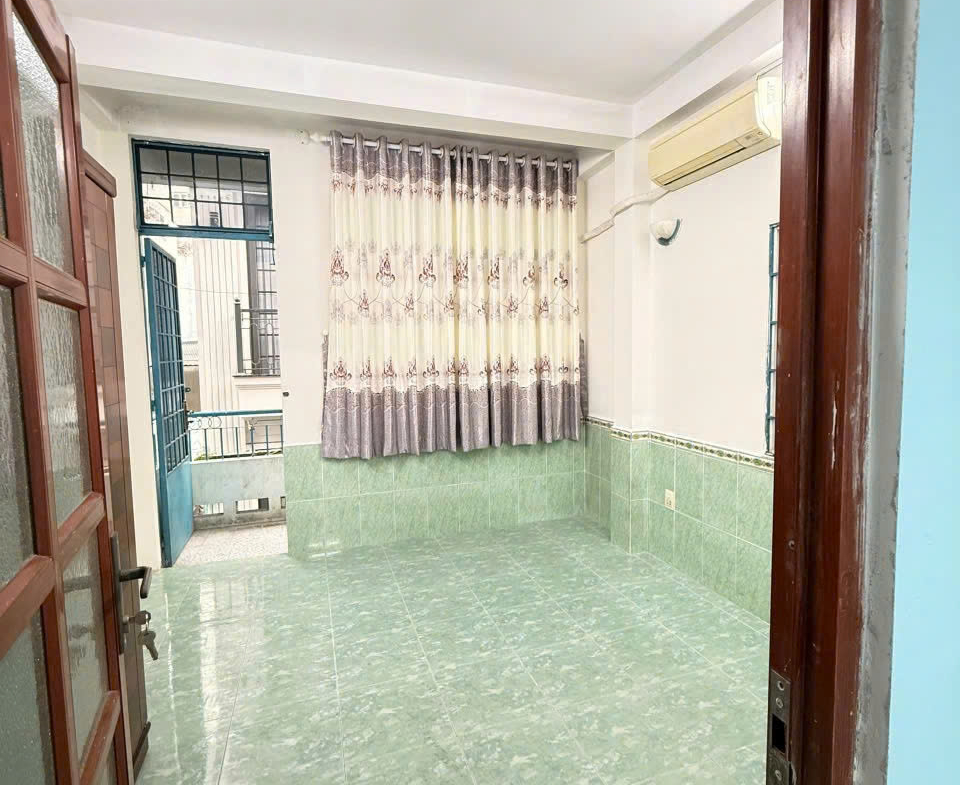 z7162720068658_d158b524cc7985b8843b18a66aa2a3ab