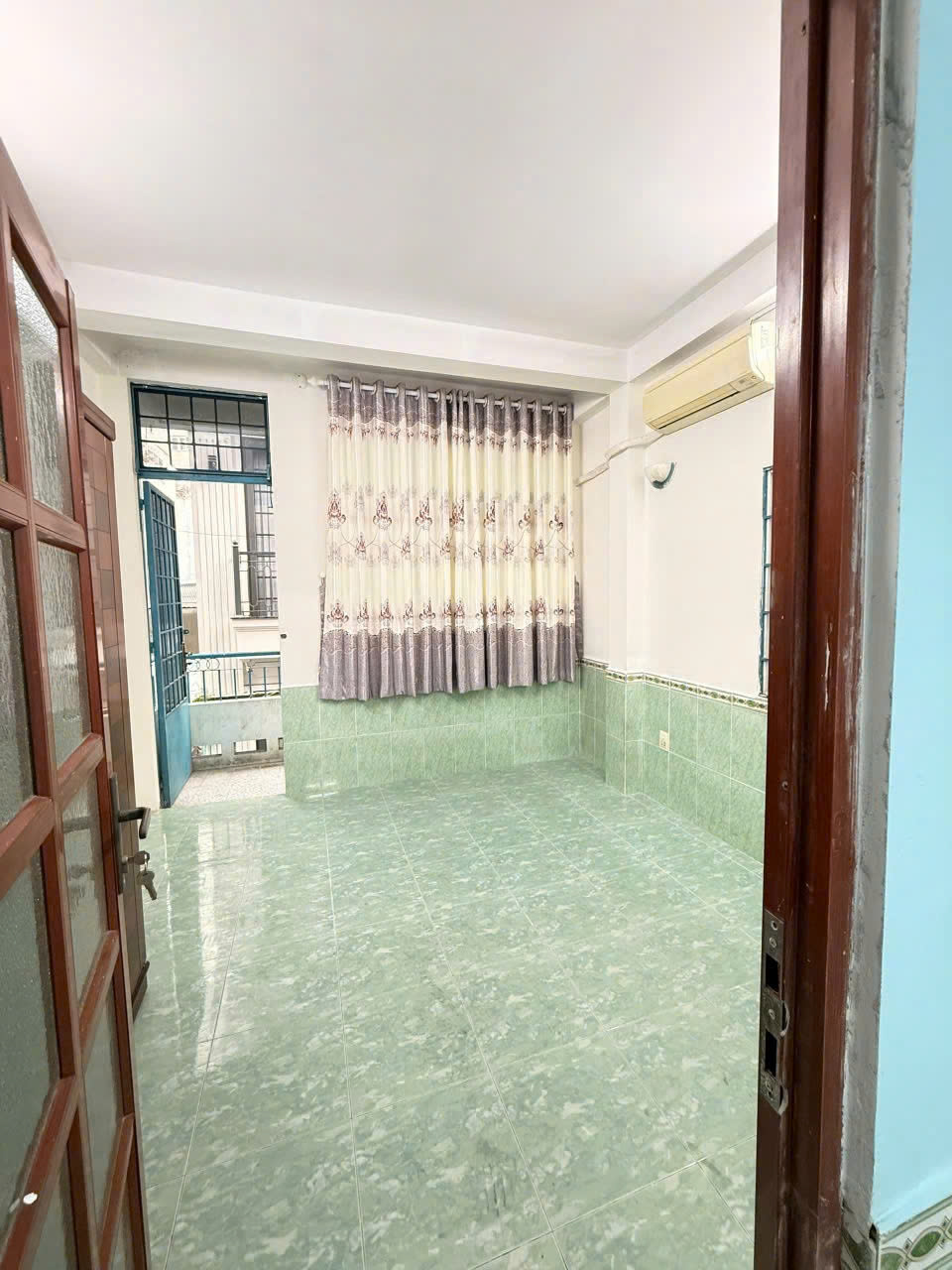 z7162720068658_d158b524cc7985b8843b18a66aa2a3ab