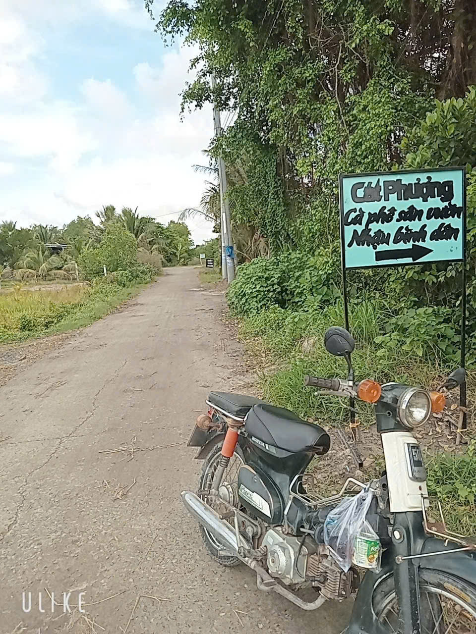 z7163065872131_6c6c47b7d91530659a84fa83dc4a7889