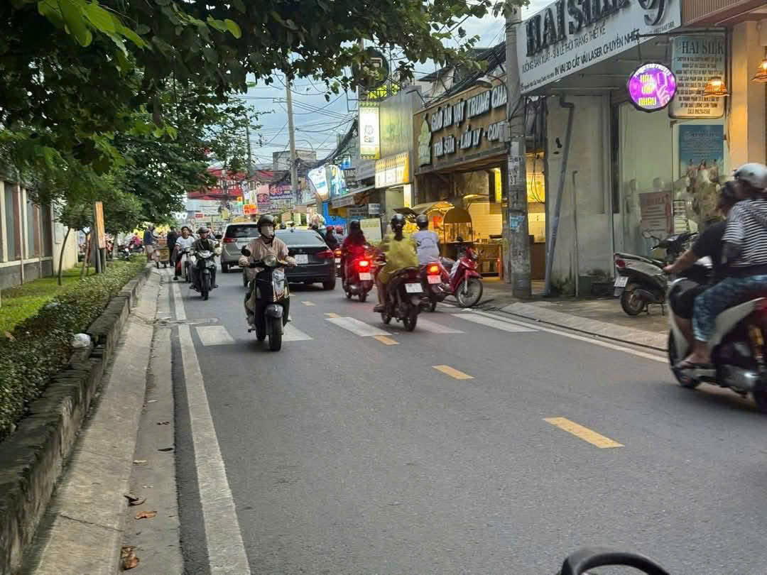 z7163232612182_f159f21ba8d36092f7c06e197a6af47e