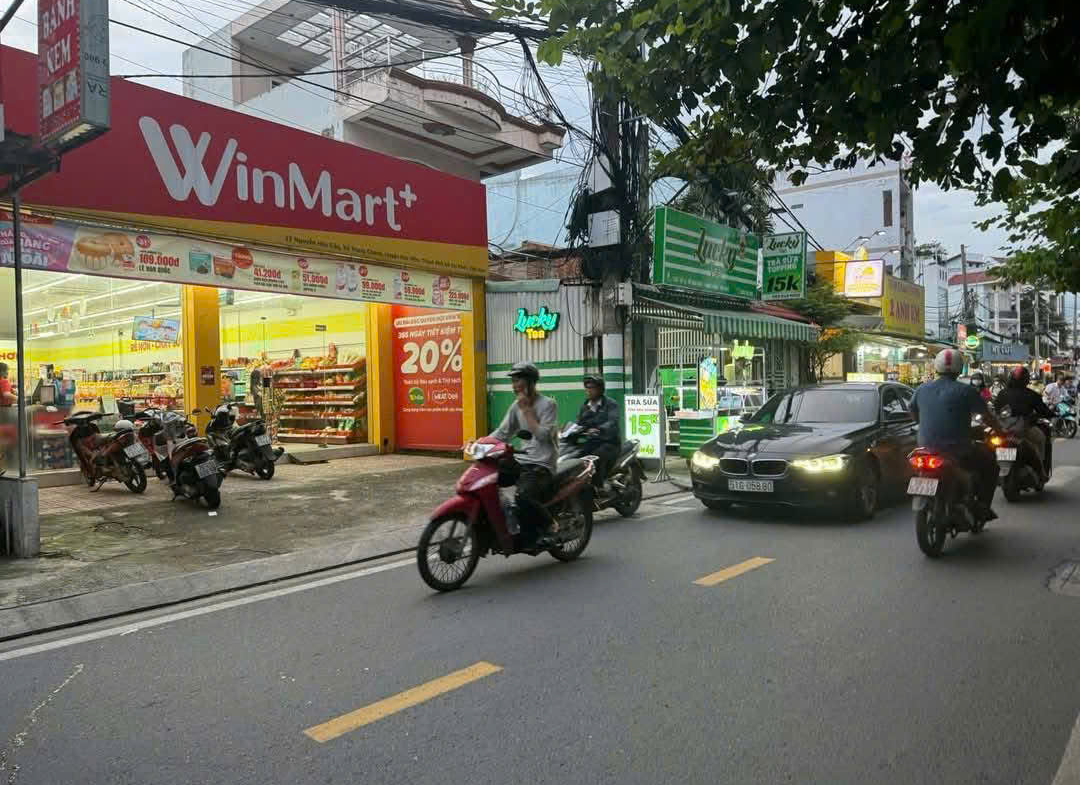 z7163232689691_5ba30215486af790ed2027901090e92e