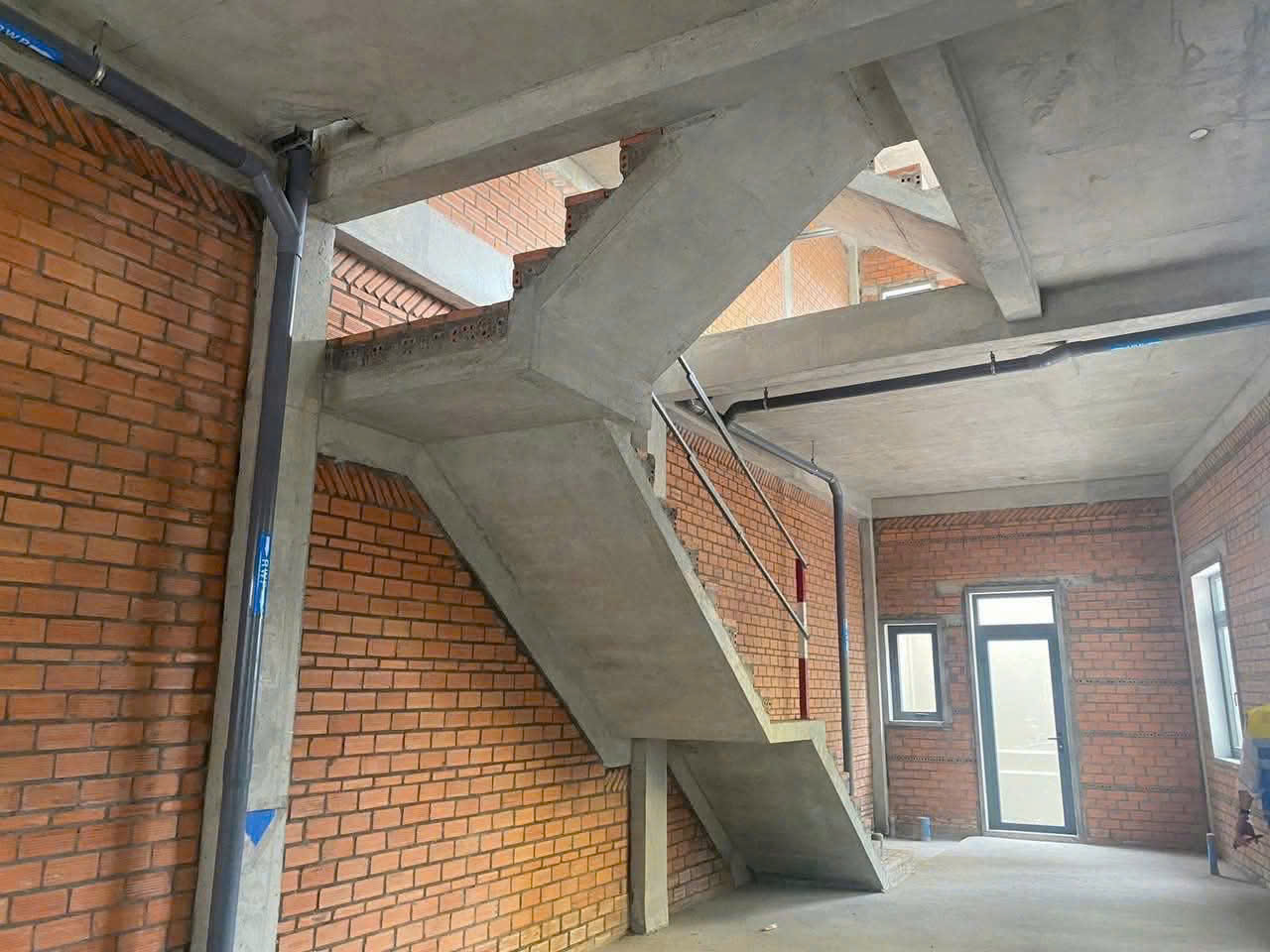 z7163984501164_0e850328609464531055162a9090eb95