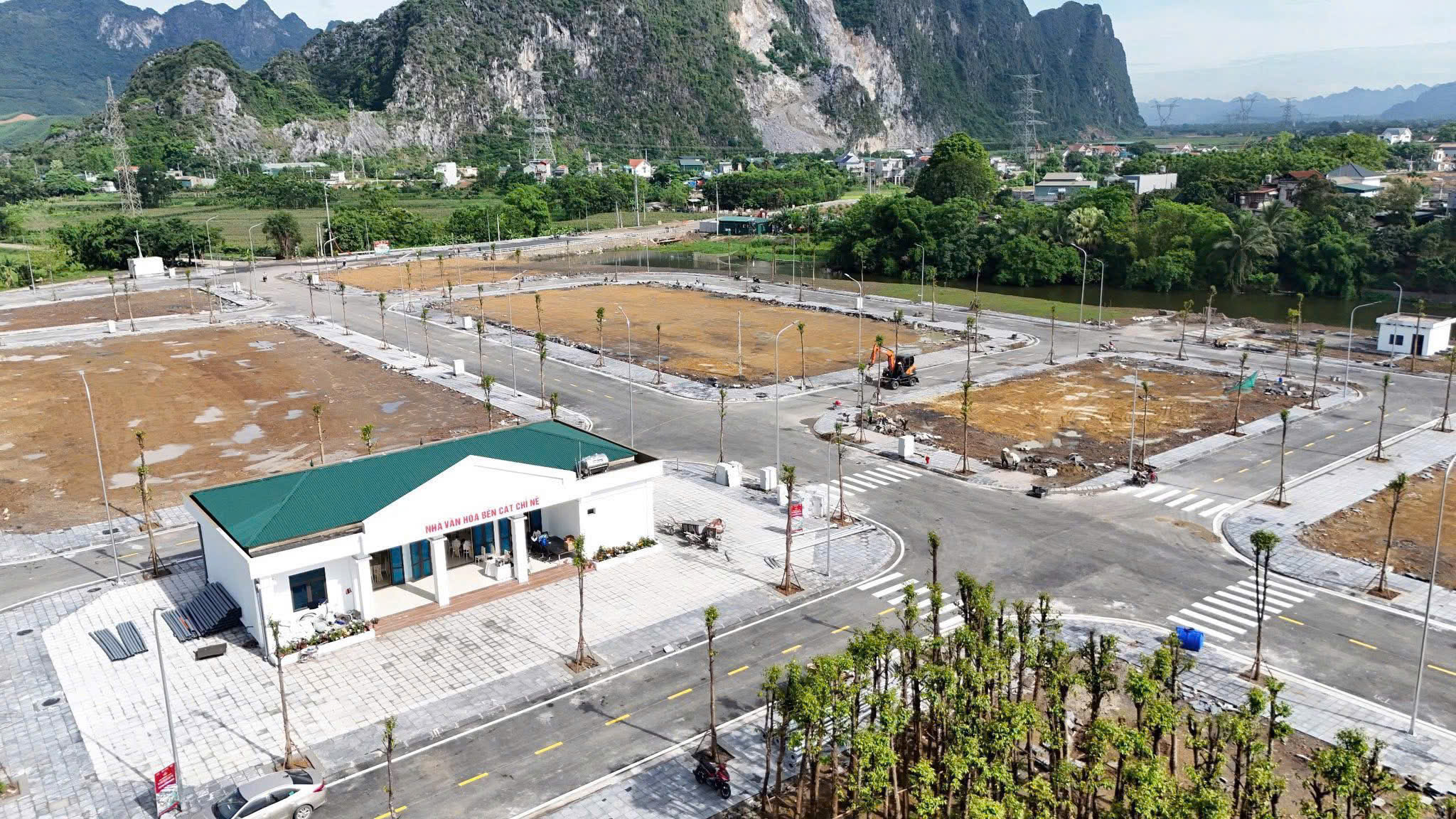 z7164277864145_6ac793b0d461f97287e666b81bbfee67