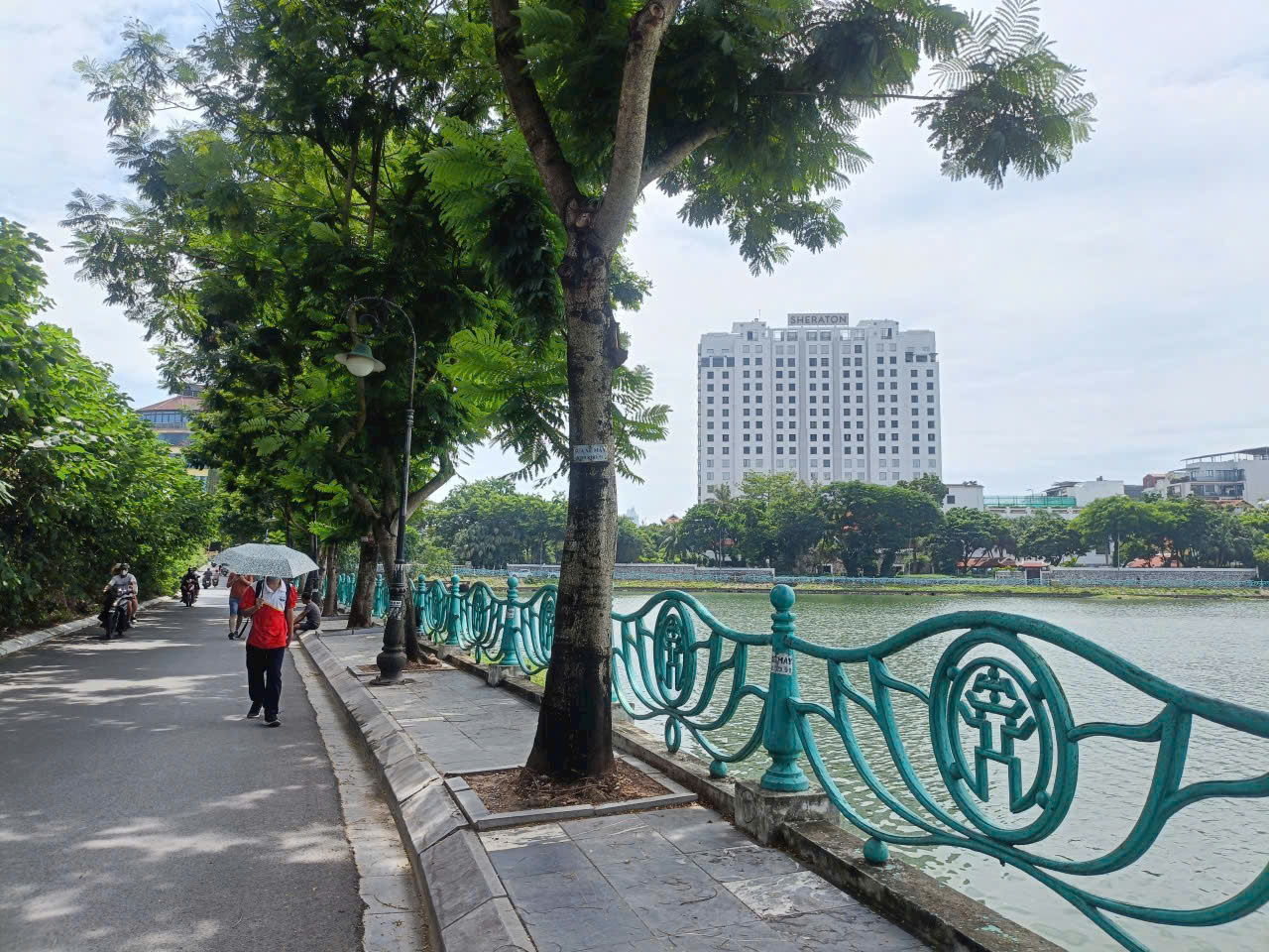 z7165081837303_608fe97eb20fe8da4ea789c1acd1bf33