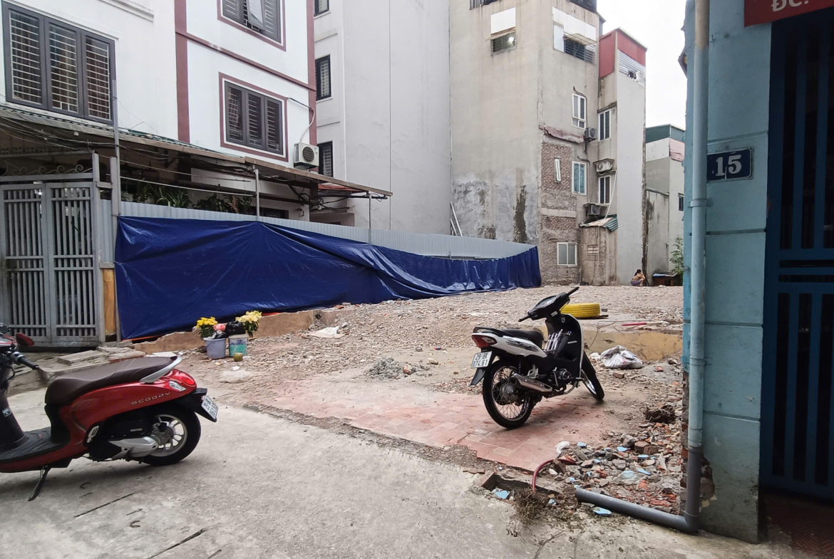 z7165085213483_79f1a511b36490f362fdf2acb09f5302