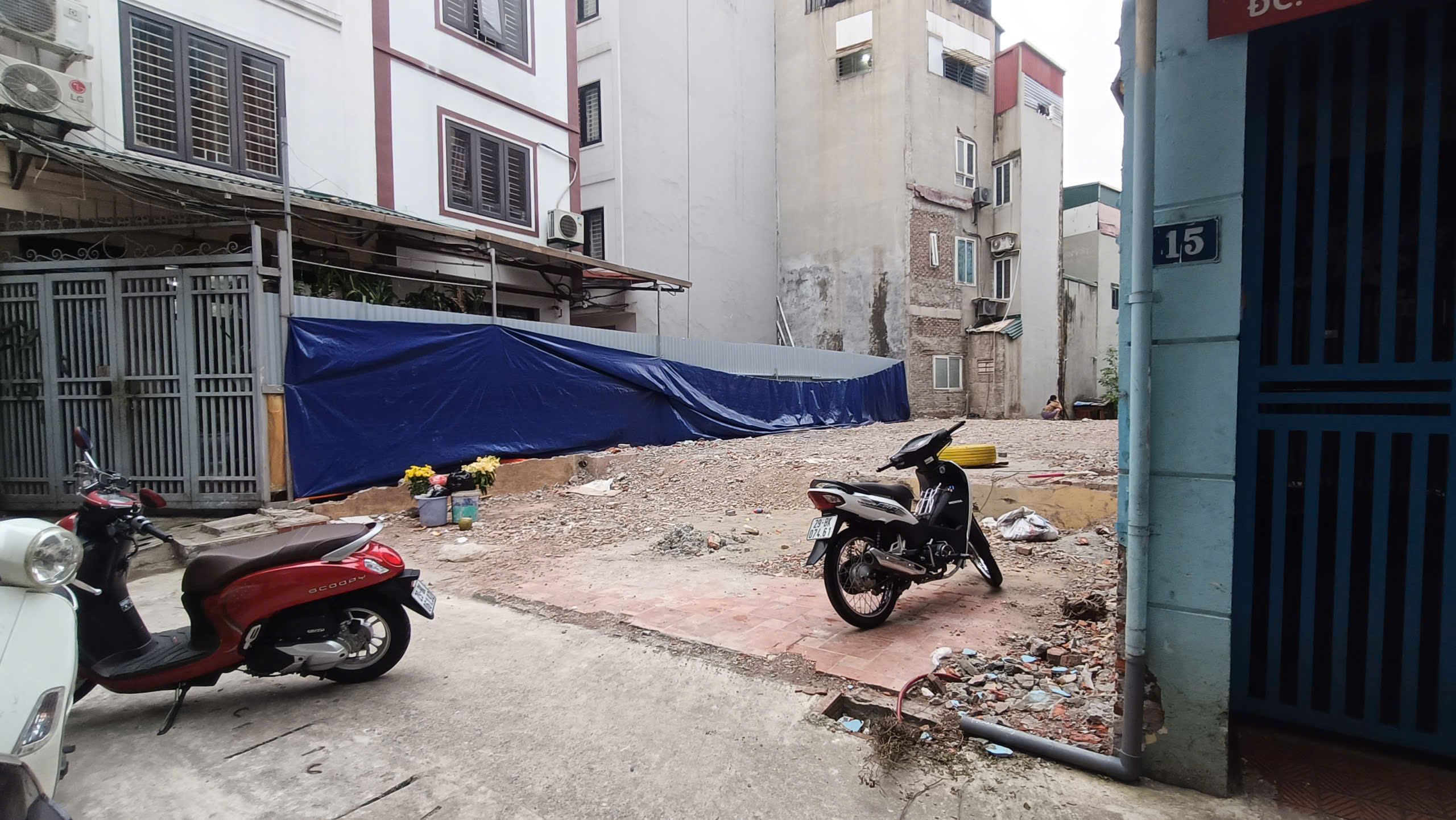 z7165085213483_79f1a511b36490f362fdf2acb09f5302