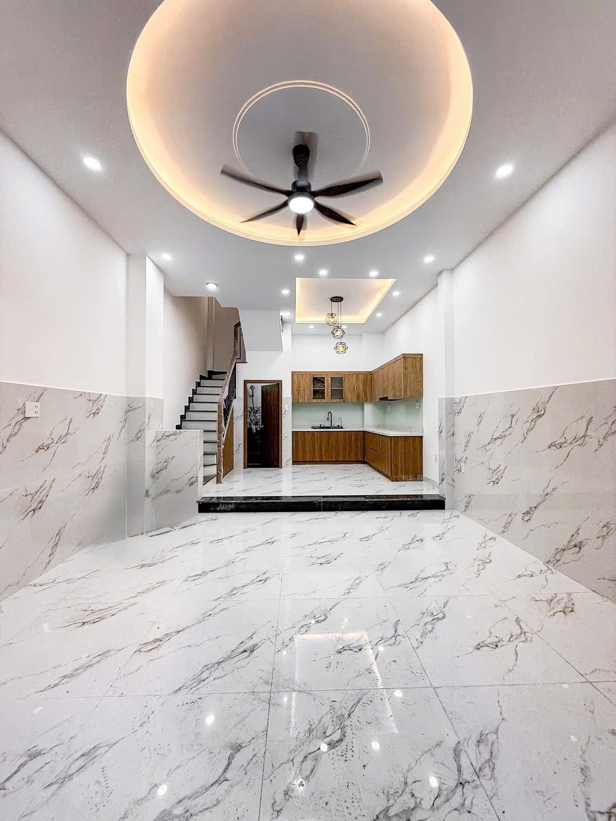 z7165357511392_fb27b49fd0c457ee5750935d6abf14e9