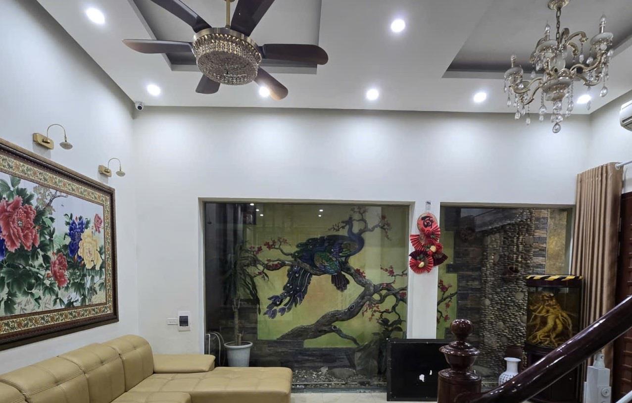 z7165799166334_b4b76f8a6bfed7277693715417555c91.jpg_bak_638973007112980537