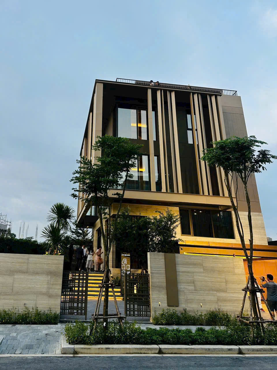 z7166137238035_a643d22646e12da0bfa122c2d1828f49