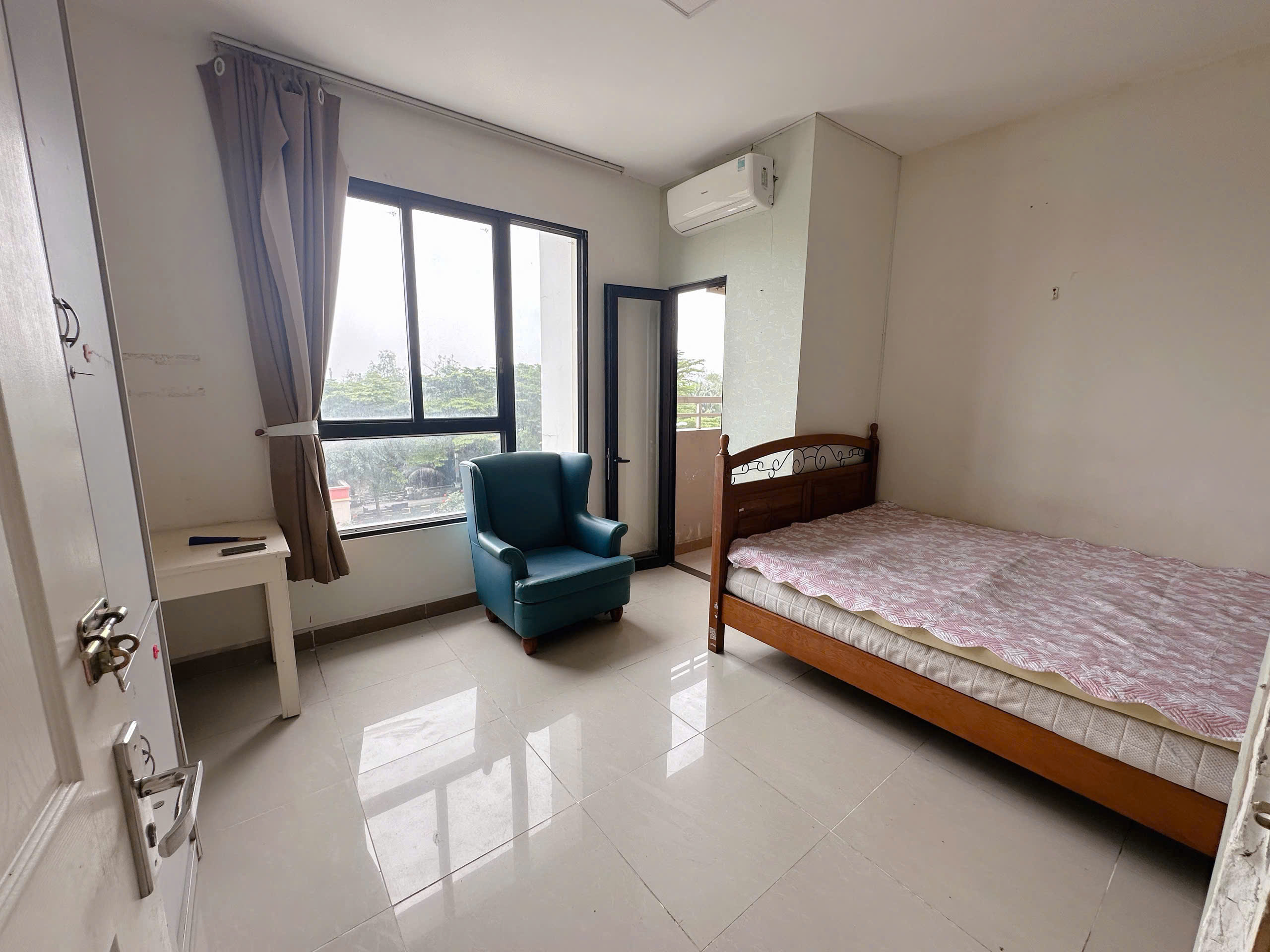 z7166220863713_b6220310fcac84a352f6356535a3d158