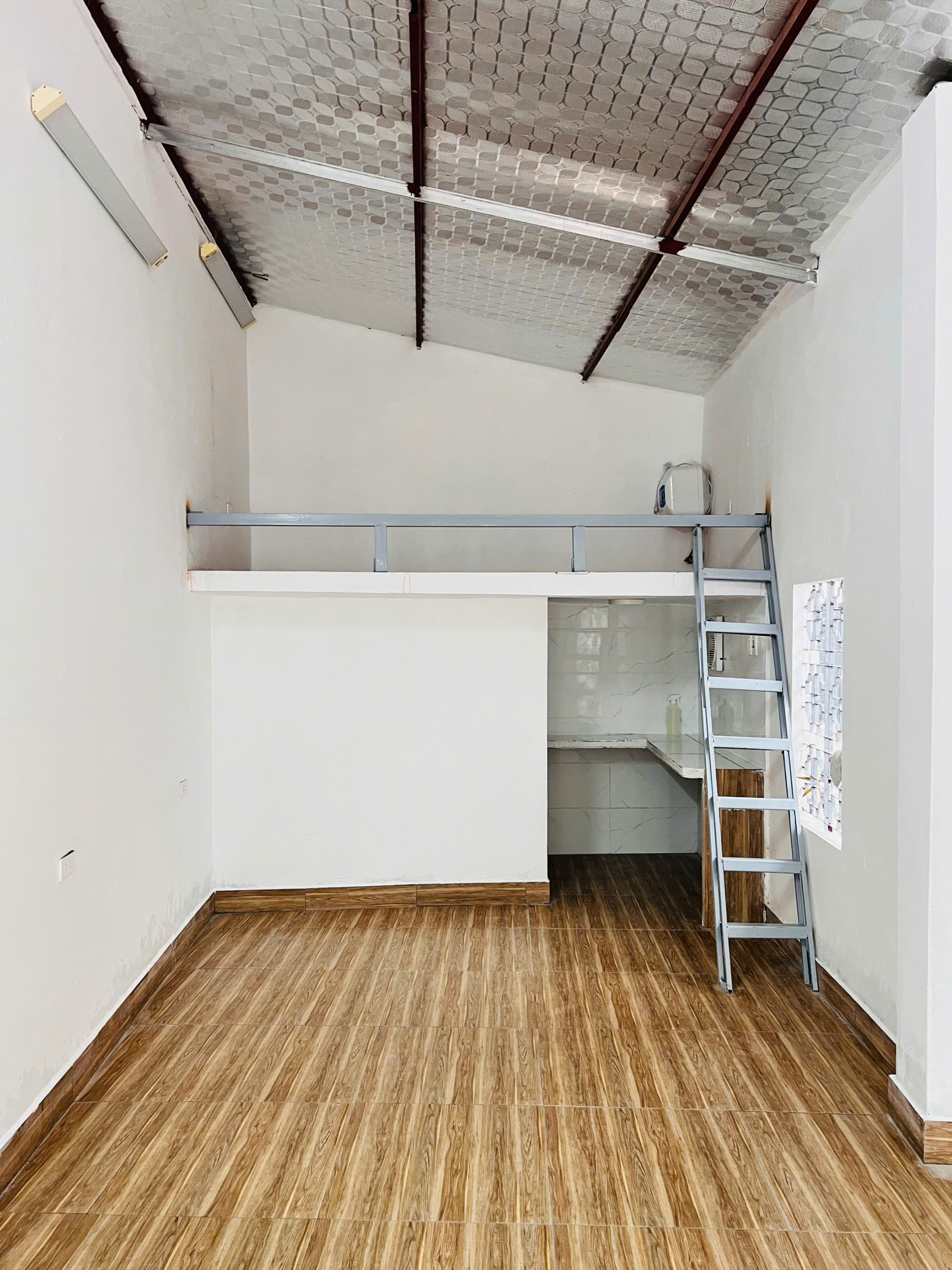 z7166600061724_a15701d2216e86d9b6599a867c955e92