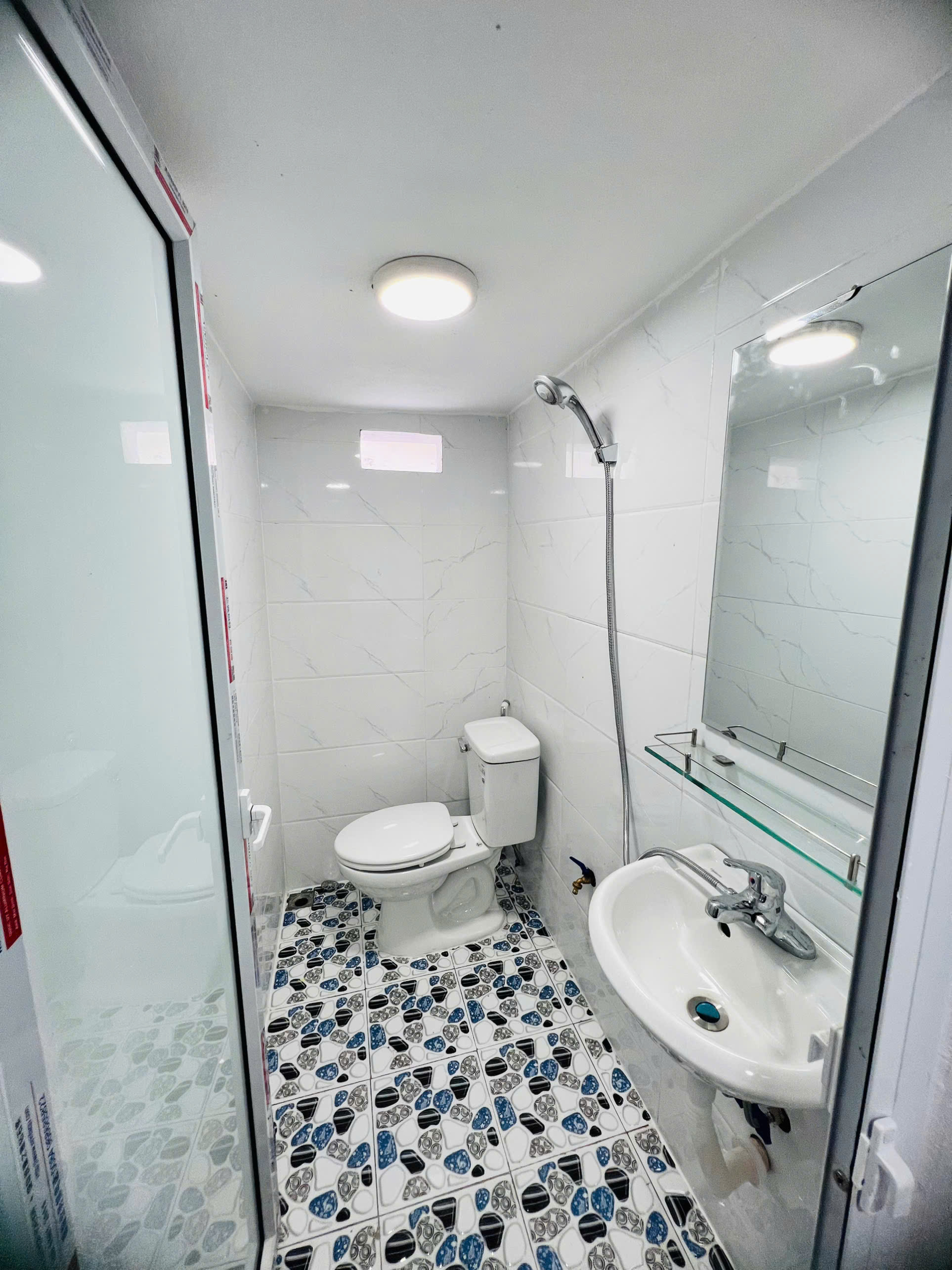 z7166600080102_2bbb66e379b4916141627c7063d4953e