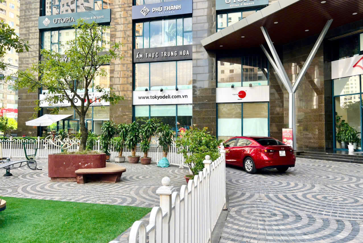 z7167284948044_9b91f8d90e1e934452d69345092f4138