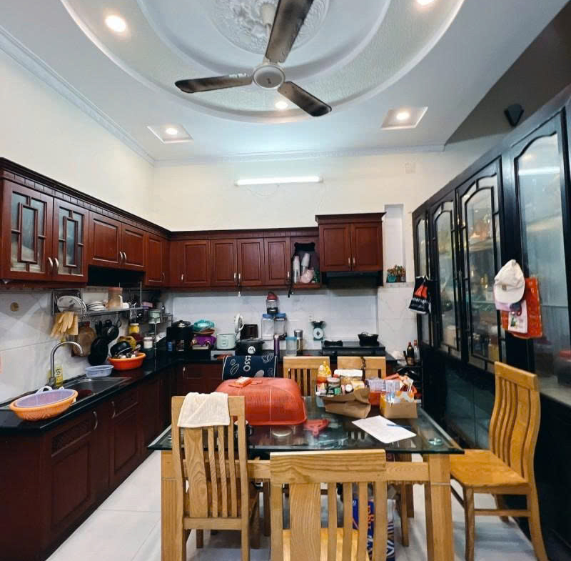 z7168516465924_bbffebeaaa27d44c1e8e63ca321e8ded