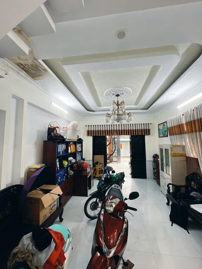 z7168516622377_77df8386cd8a948073897dda7f65d9e7