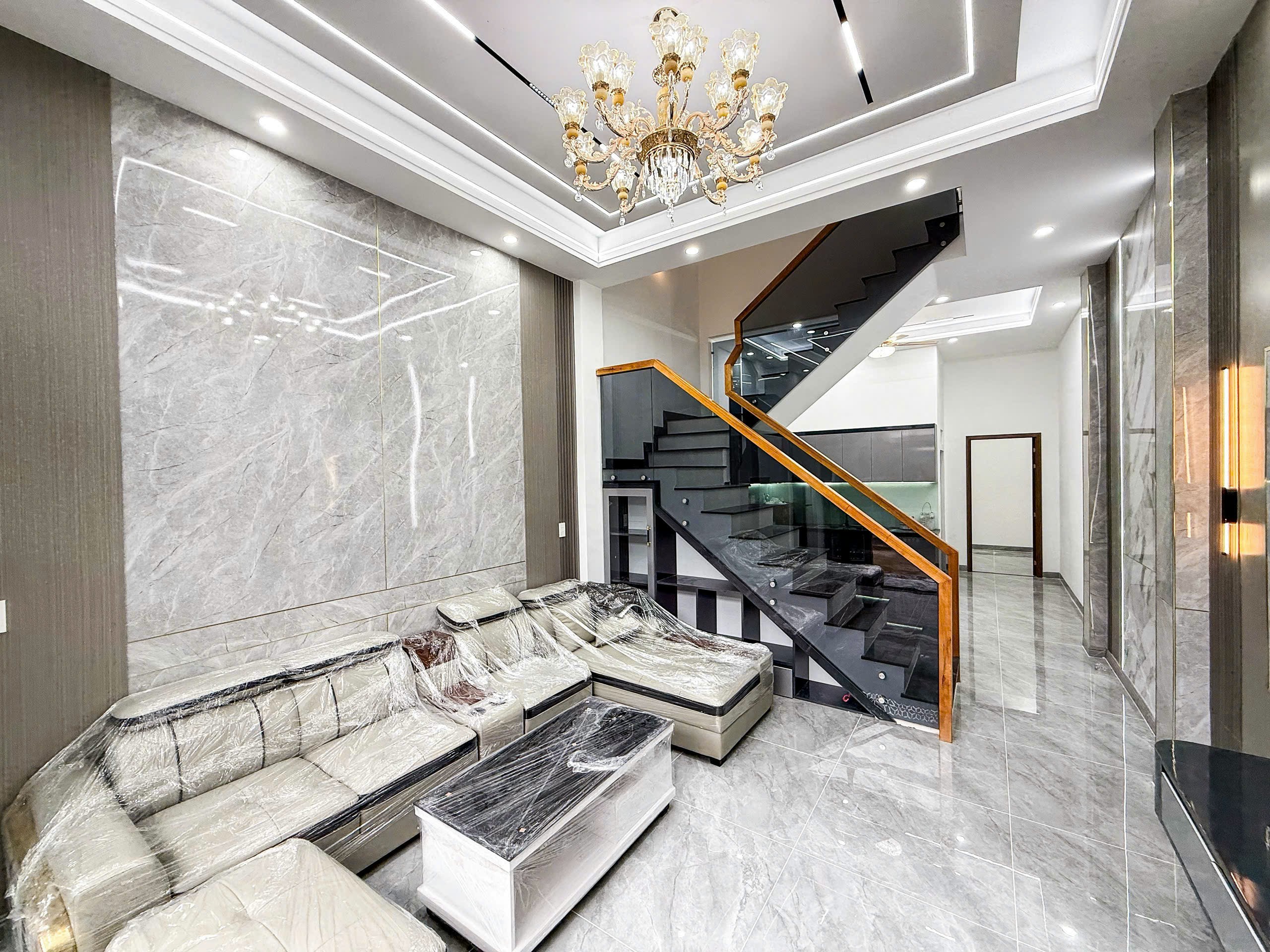 z7168570711054_84ead697c91492c4ecbbd43d56c4d3e2