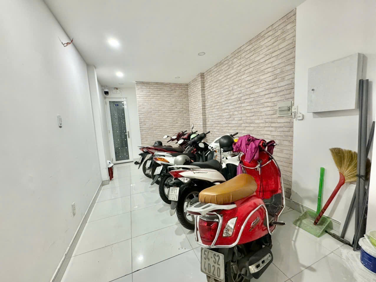 z7169074578672_00e410e2829ad44ad848be64b911a4ac