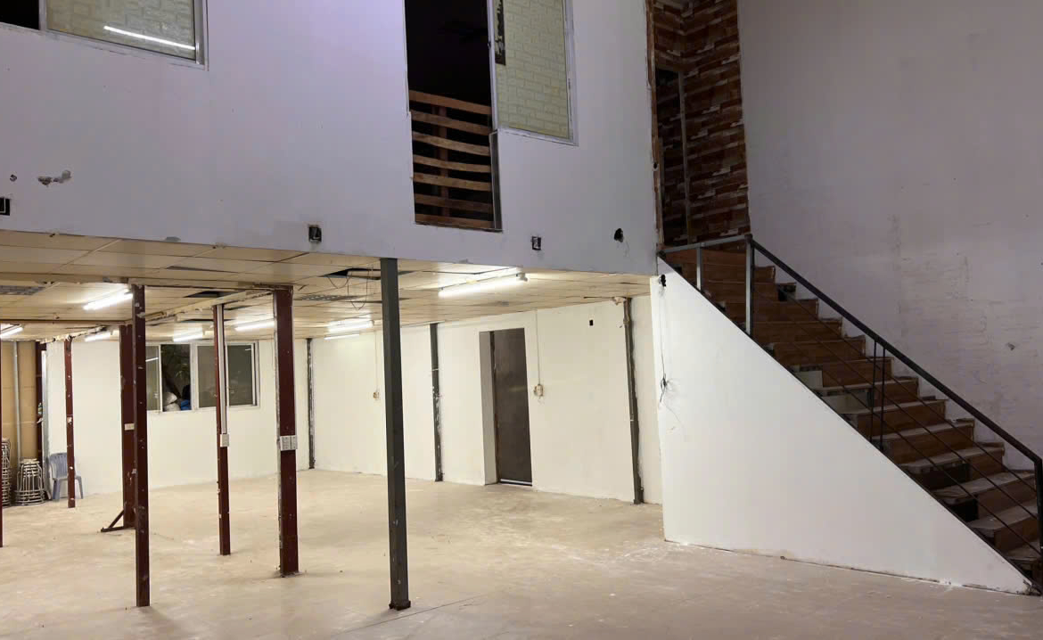 z7171119006691_098c729518daffc9ec273be85c1d6556