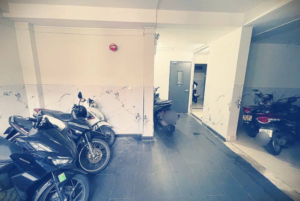 z7173041818675_6dd4a4a88309f806bb15a1d570bdd99d