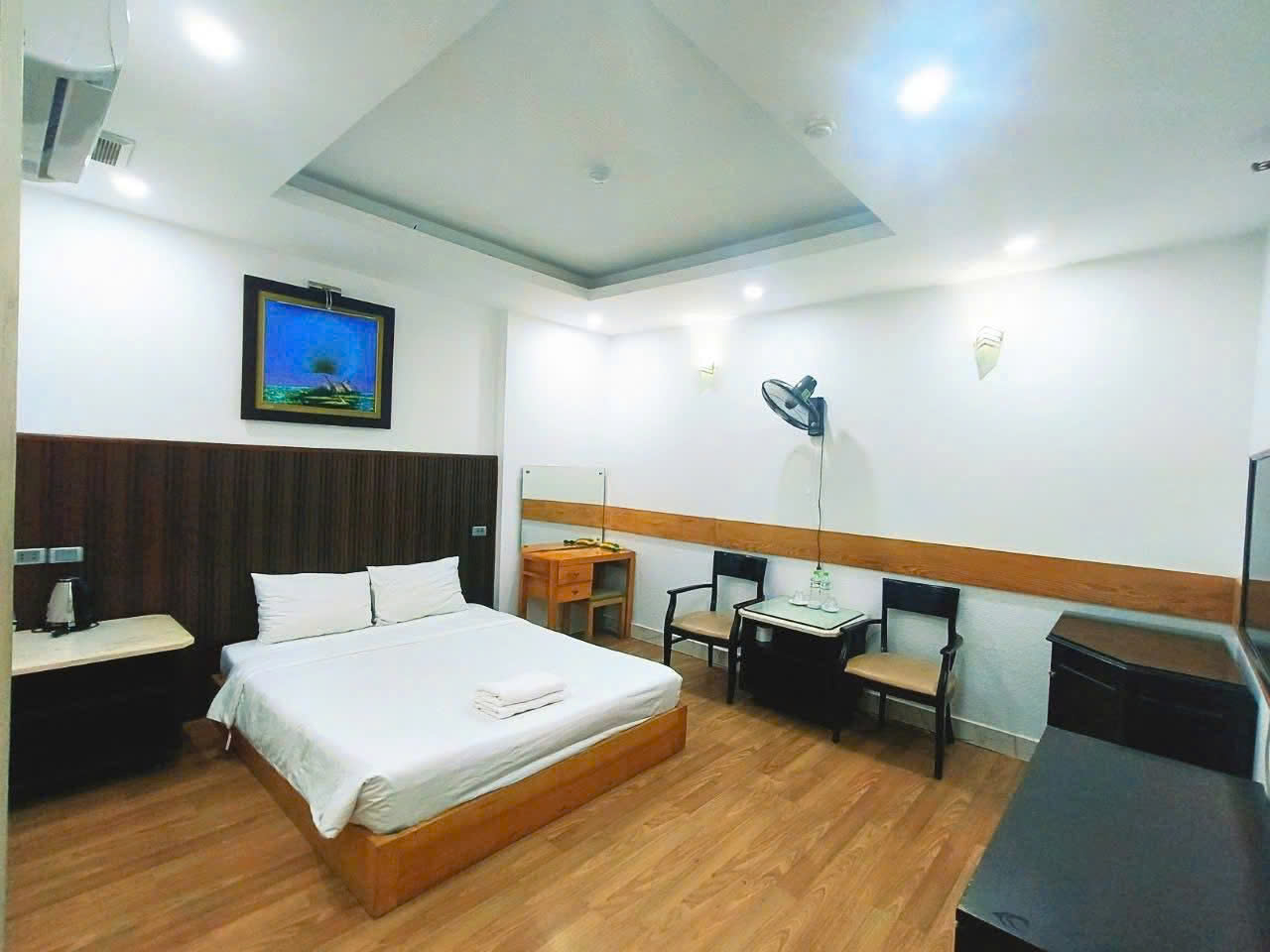 z7173963584940_81044047b03471fb5e3b6b4d9b124306