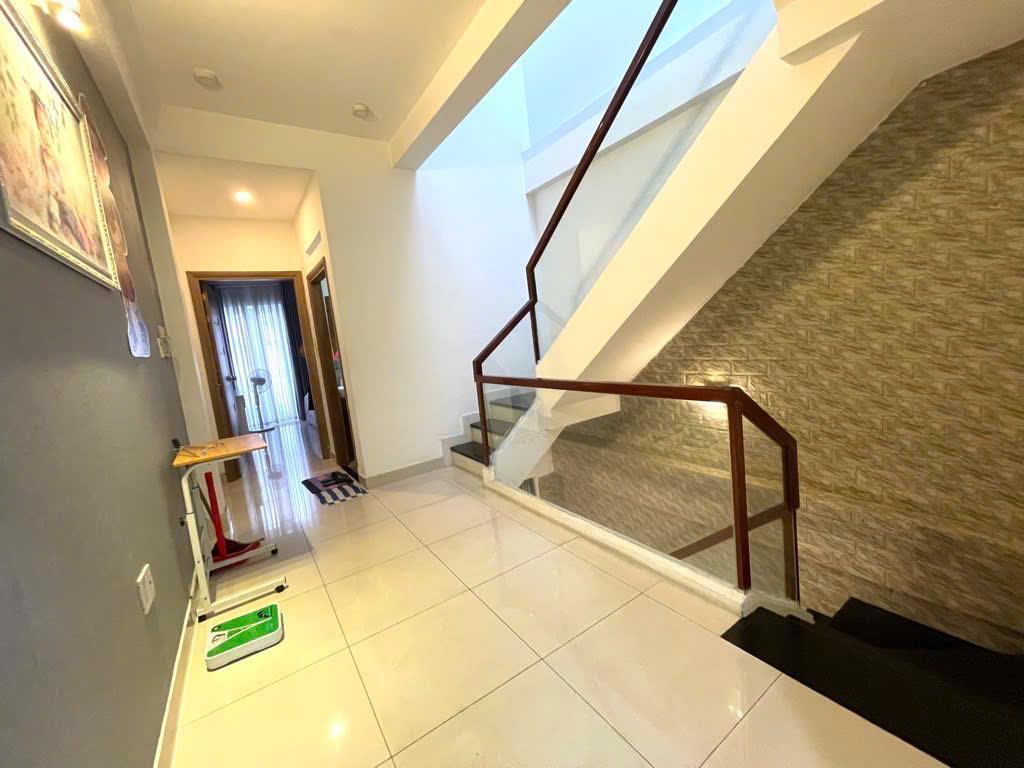 z7174414059350_68a89cd9a2ea287c4cf1704e0d2f0307