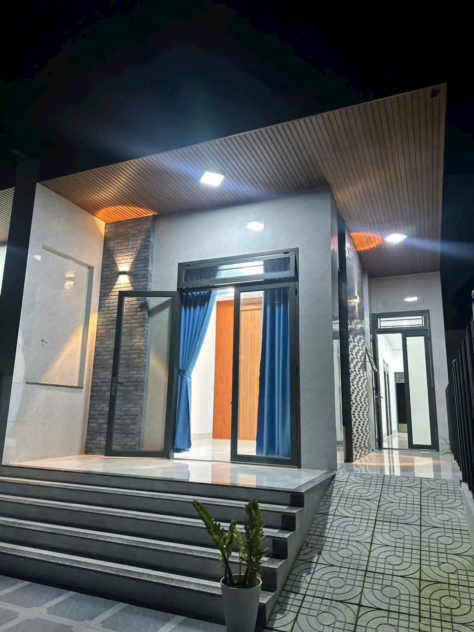 z7174496494761_897d37b4a8f912001cc47b826f9988d4