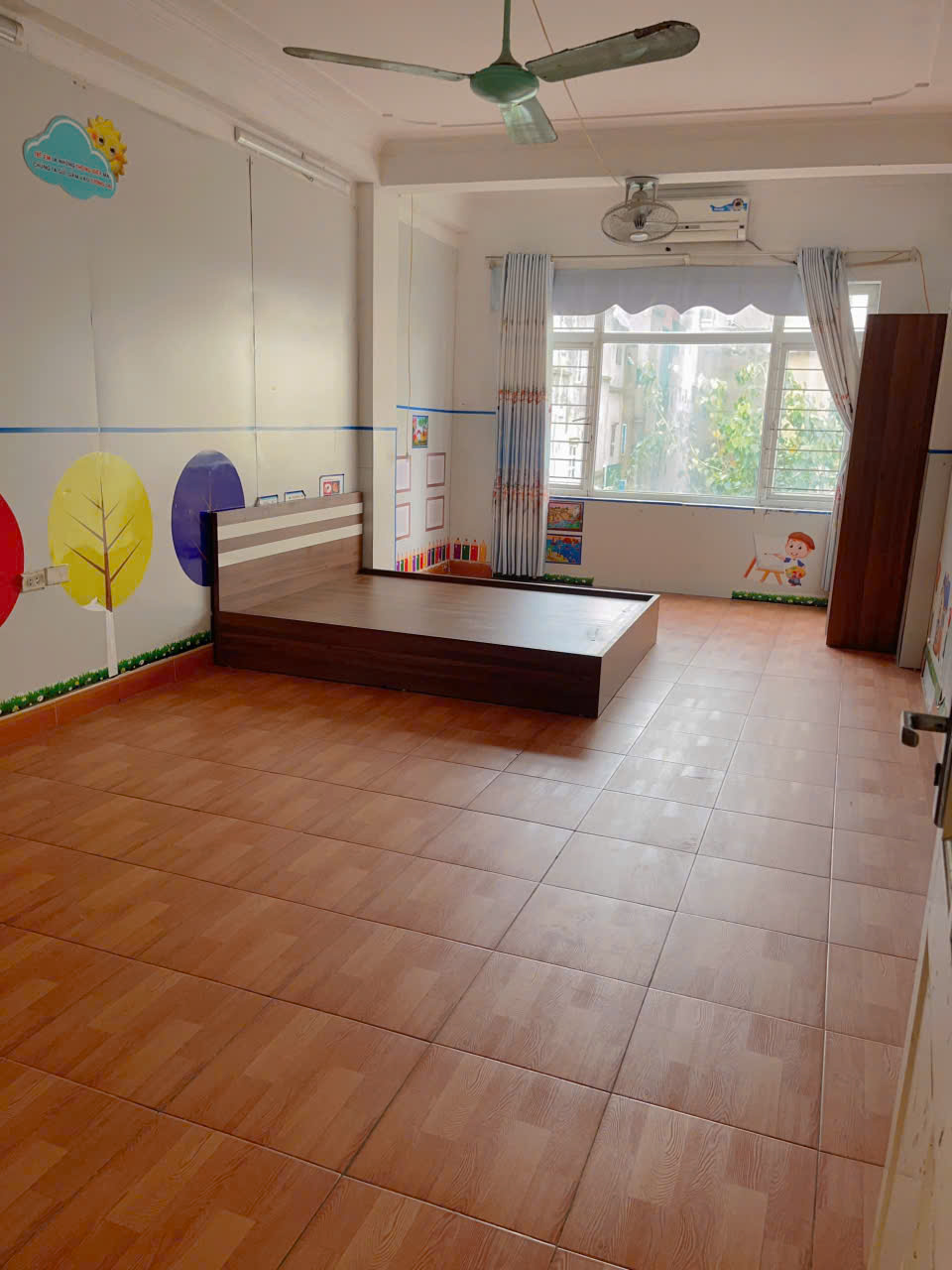 z7174614542212_082783cf9f86ad495ad5cc9acee65c0a