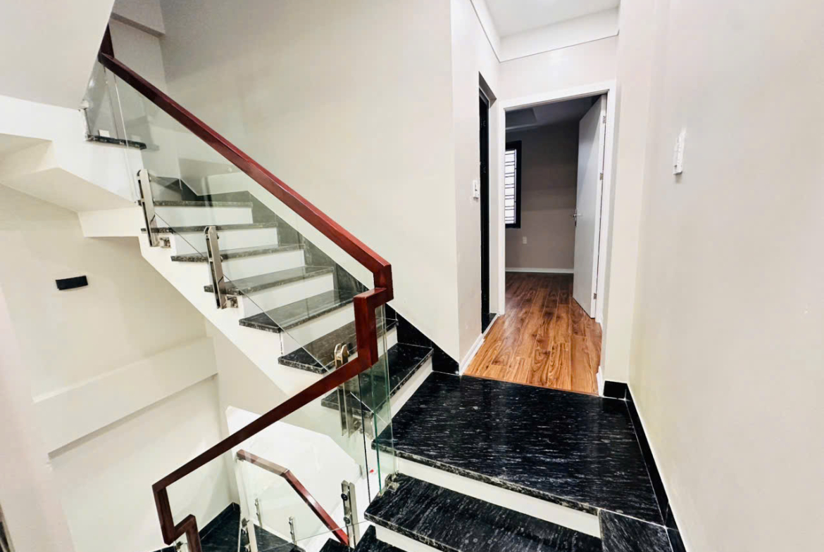 z7175004893447_625efd318ceaa739f41dafc563efe3fc