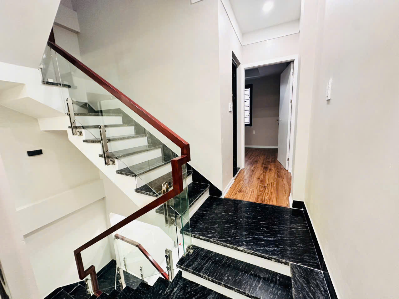 z7175004893447_625efd318ceaa739f41dafc563efe3fc