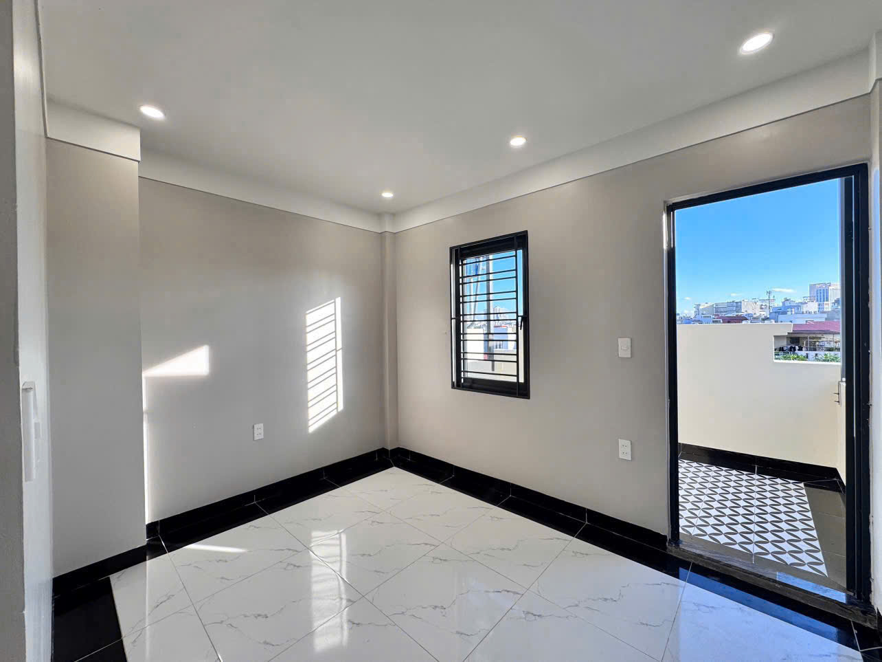 z7175004893450_51a0ae57599e099ad0eb11ad721acad8