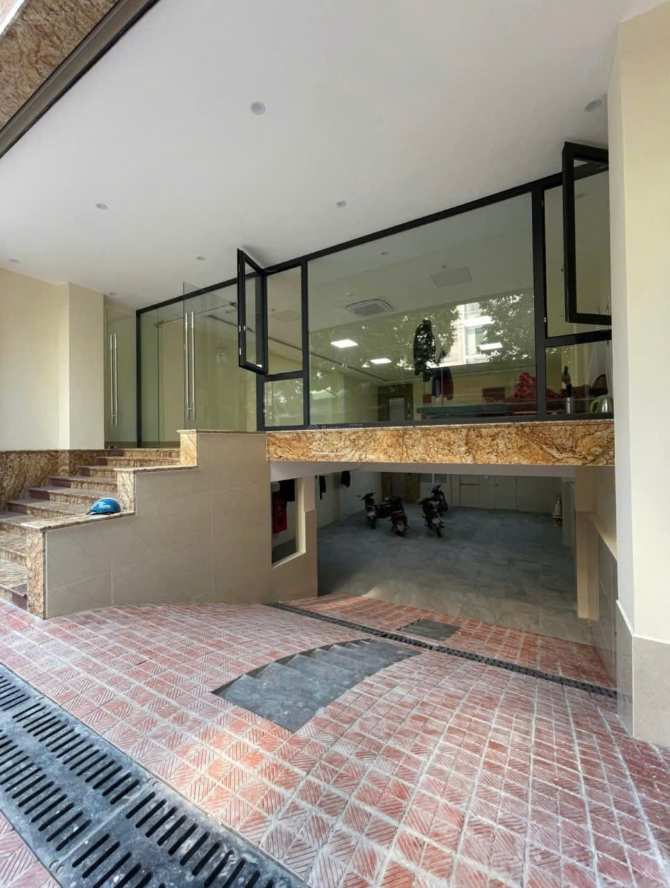 z7176190870109_937fc0d371d52f940c74192d4e55c0e2