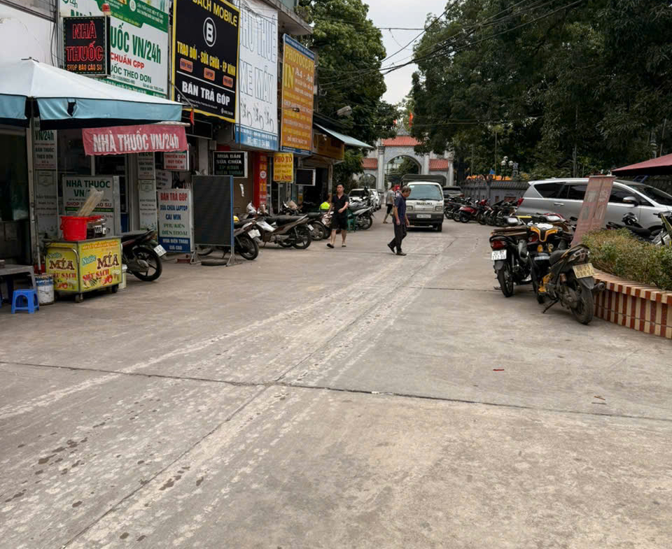 z7176442309408_7ad19210eab40e098a207c32fa649698