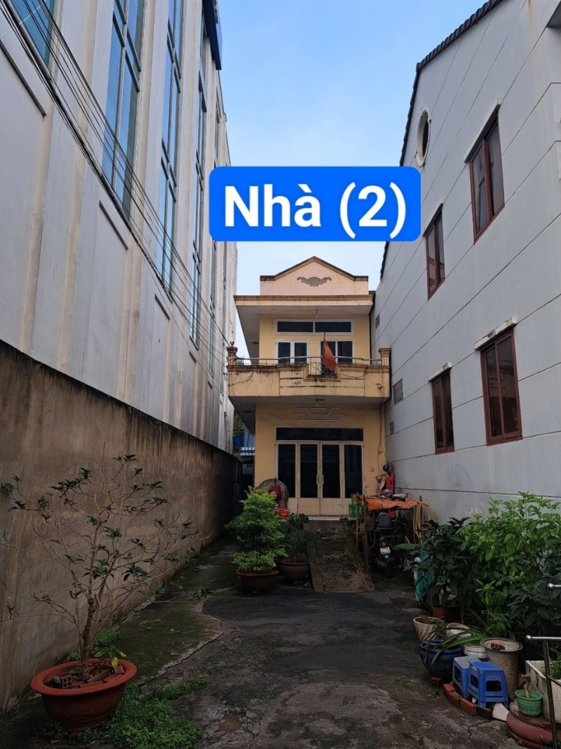 04f7125a51406a2bceeda9c6548e1806.md