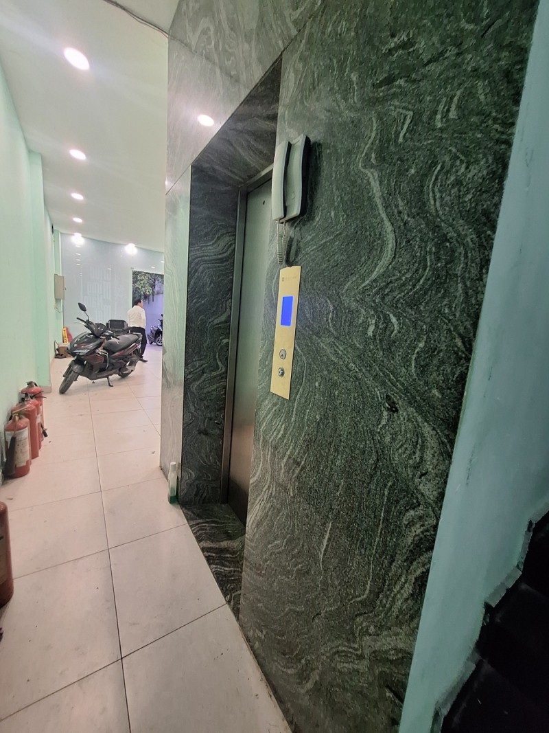 09521afaa7b15d88889e8c6428c5f581.md