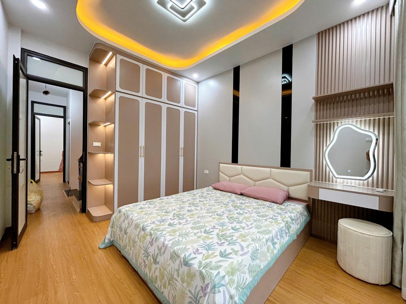 1437-7DCAB61B-mbnkjjrl_23_7