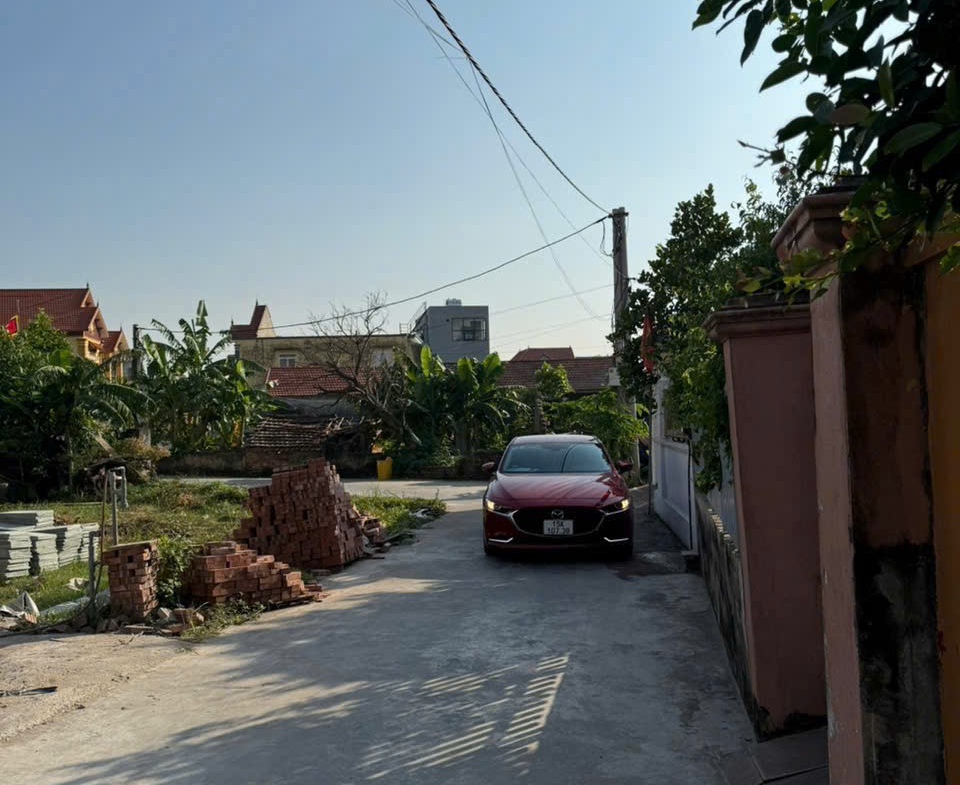 26129075773580836854