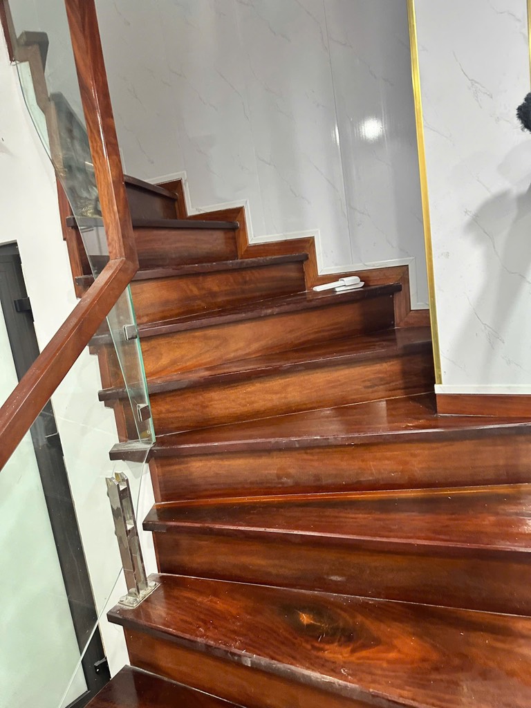 27d1-BF3C2207-mc1i0ro2_38_8