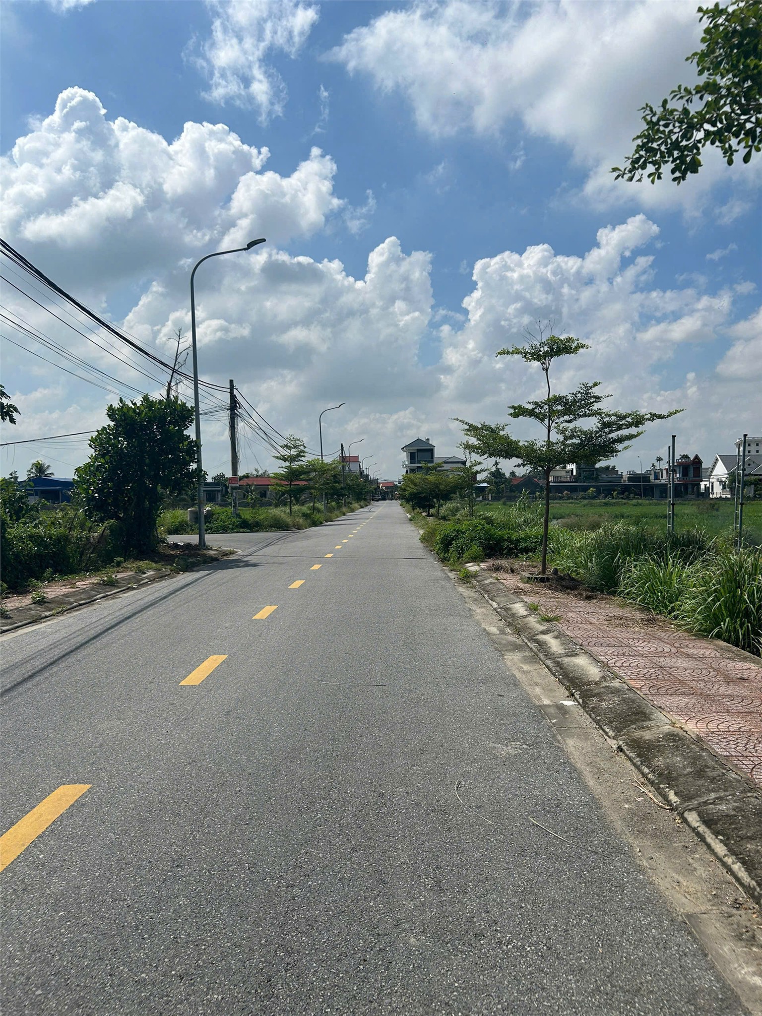 3418798005998776394100