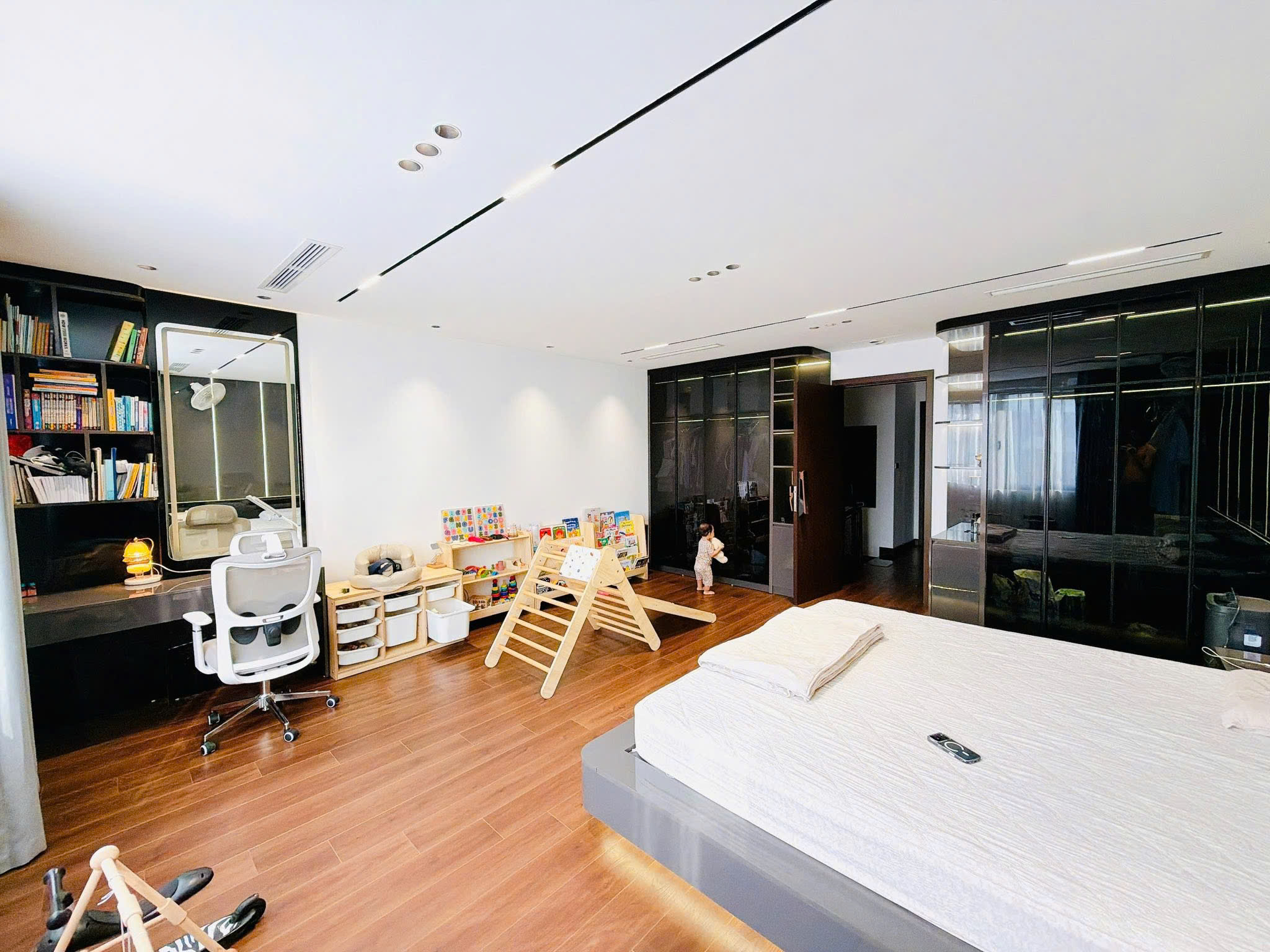 342b7e81e7d16b8f32c0