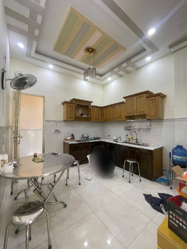 3pfz-727E3656-mgvumio3_33_12