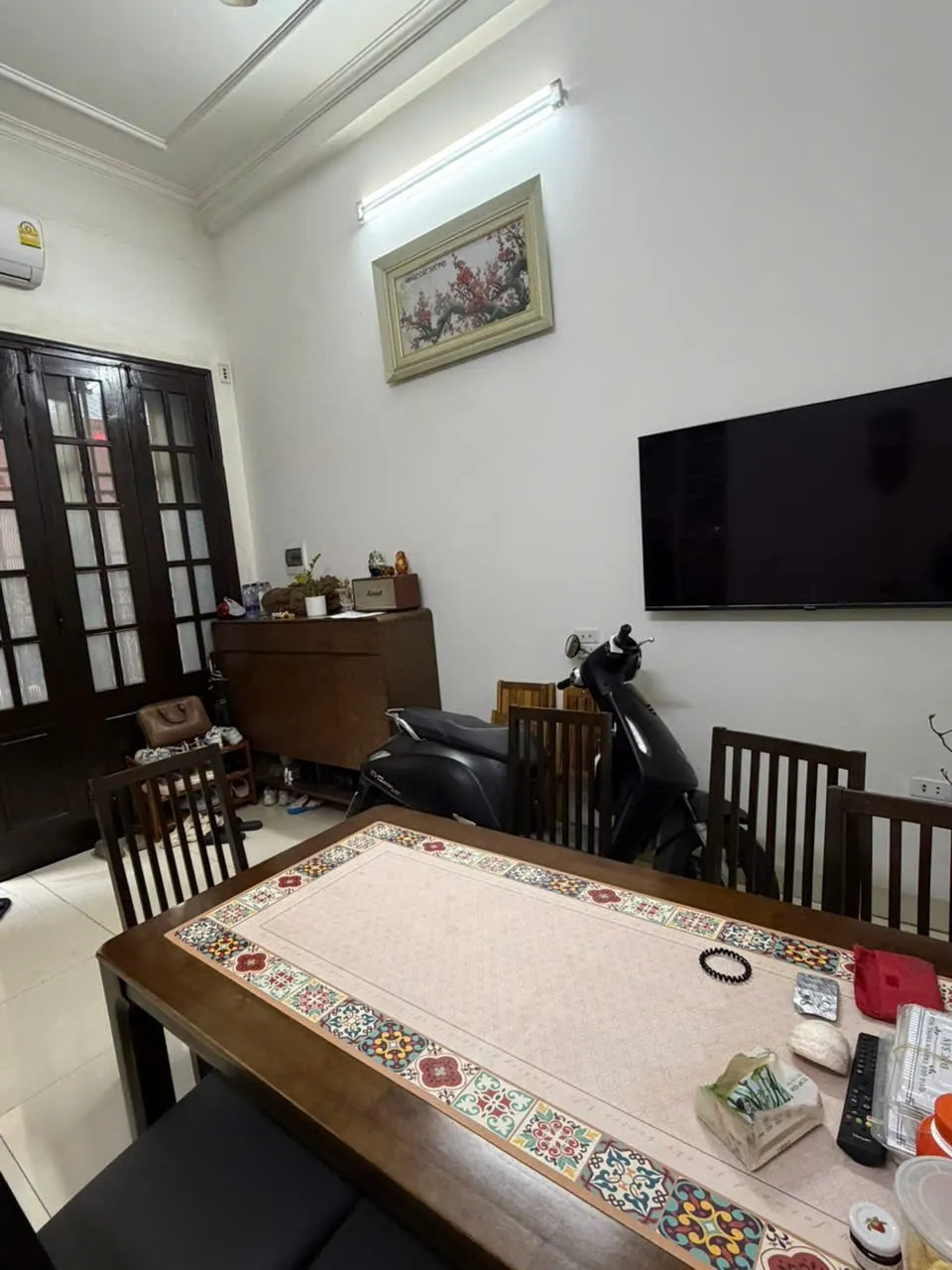 42087748-f37d-5f36-a687-b7b3b5f61eca