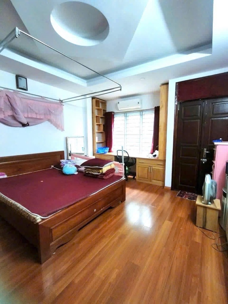 4iat-B831598E-mhez9j9b_25_10