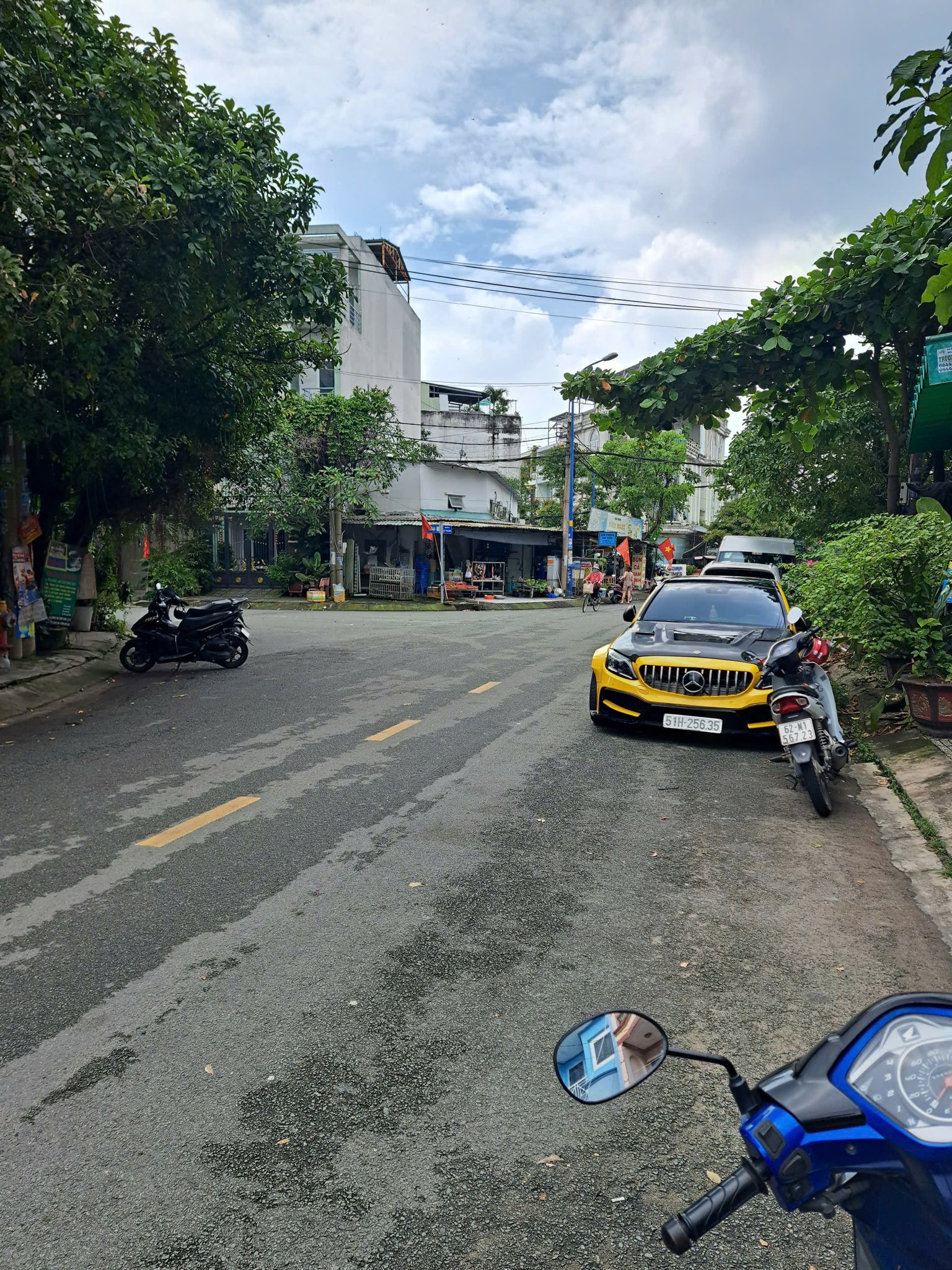 557548609_696797323449905_6518317469764969831_n