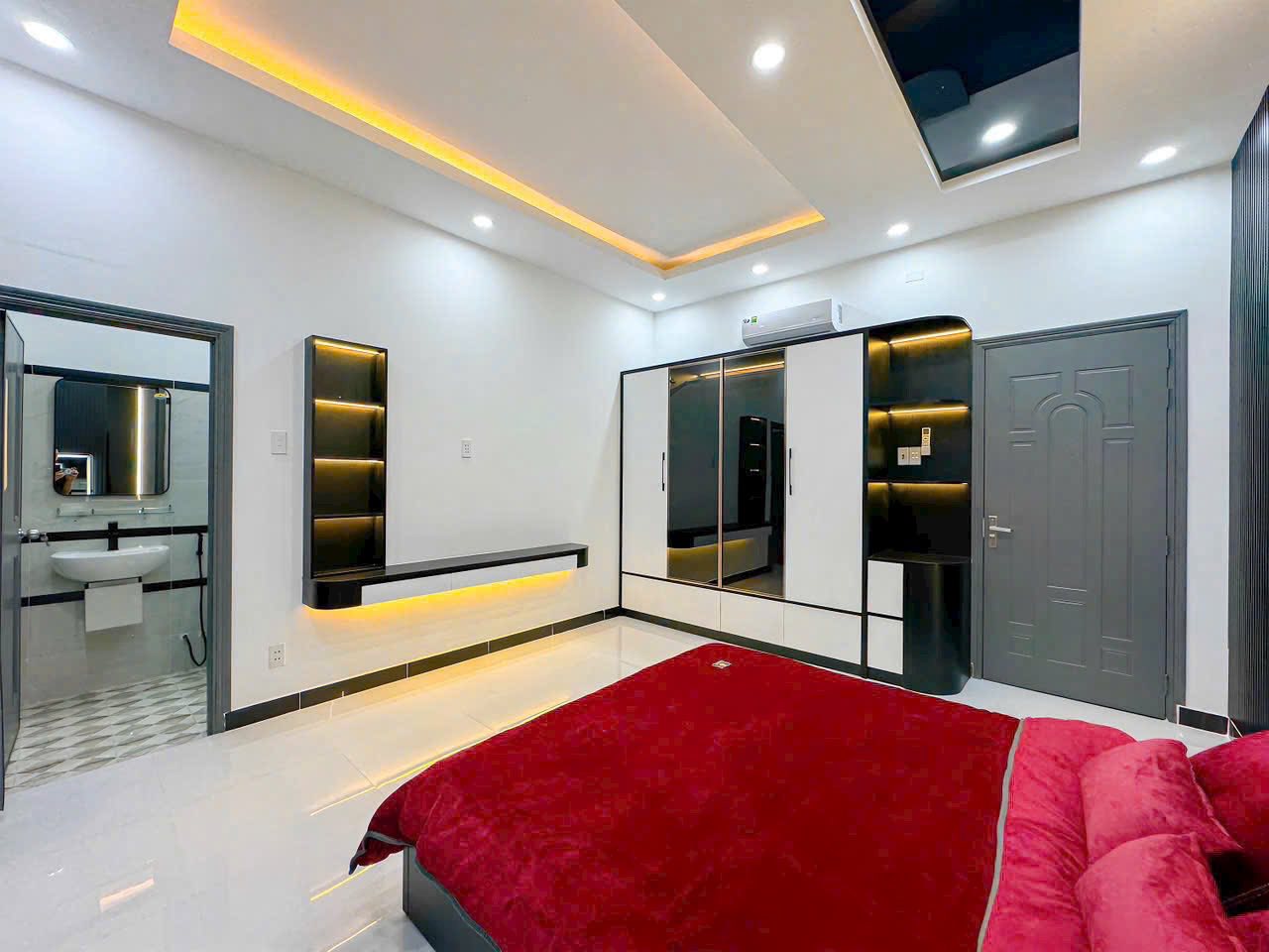 565718009_799136196328696_8004650573692930119_n