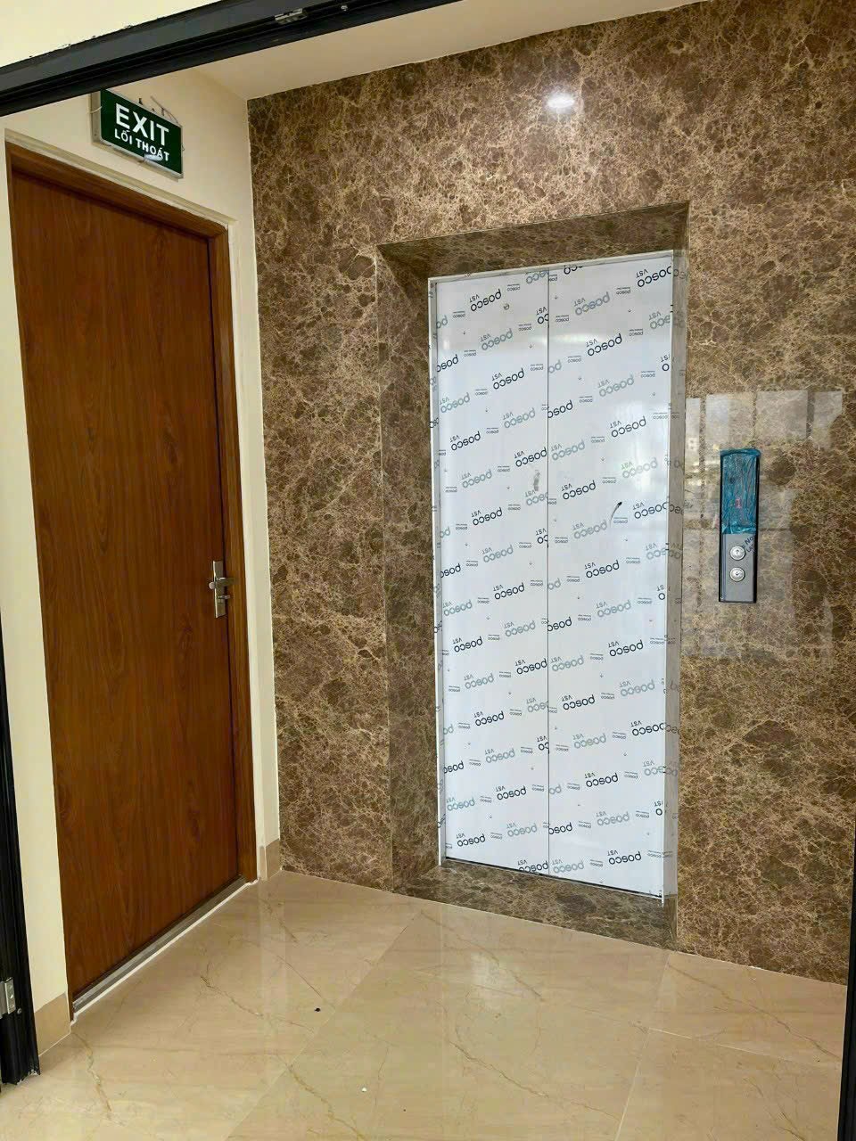 Thang may rieng (218)