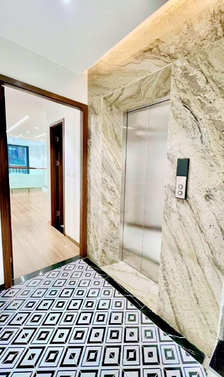 Thang may rieng (218)